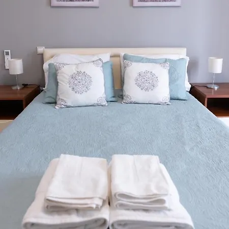 Amazing Modern With Sea View Apartment Athens